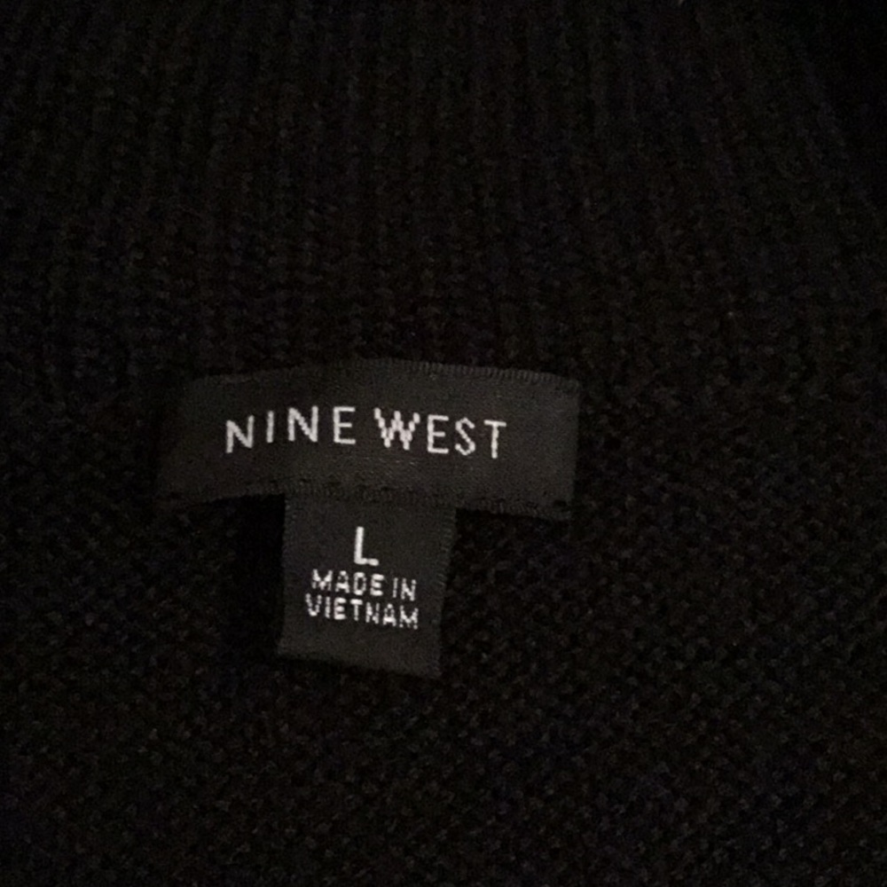 Nine West - Picture 8 of 8